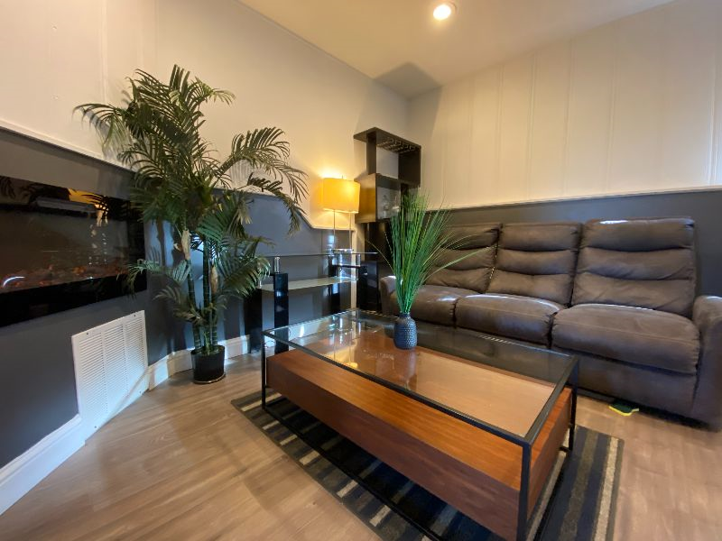 1 Bed 1 Bath, Private Patio, Fire Pit, Kitchen, Lots of Storage - dog/cat ok - Photo 6