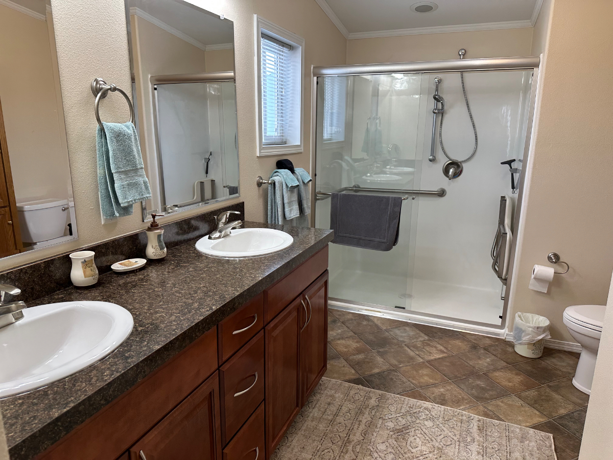 The Hazel Home LLC - Photo 12
