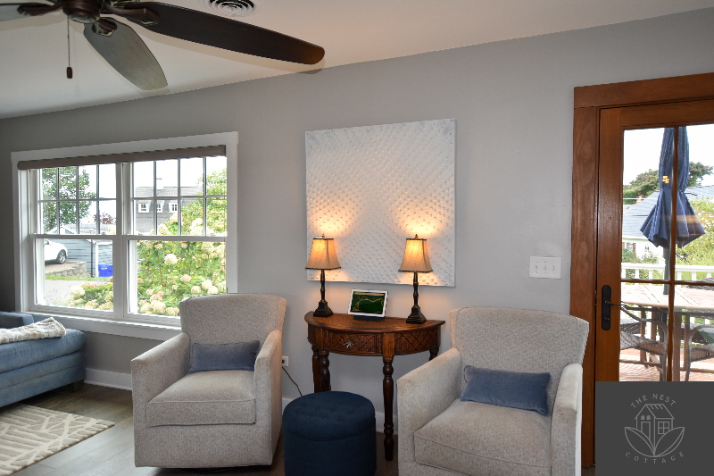 The Nest Cottage located in the charming Forest Lawn Community on Lake Ontario just 5 min from the B - Photo 5