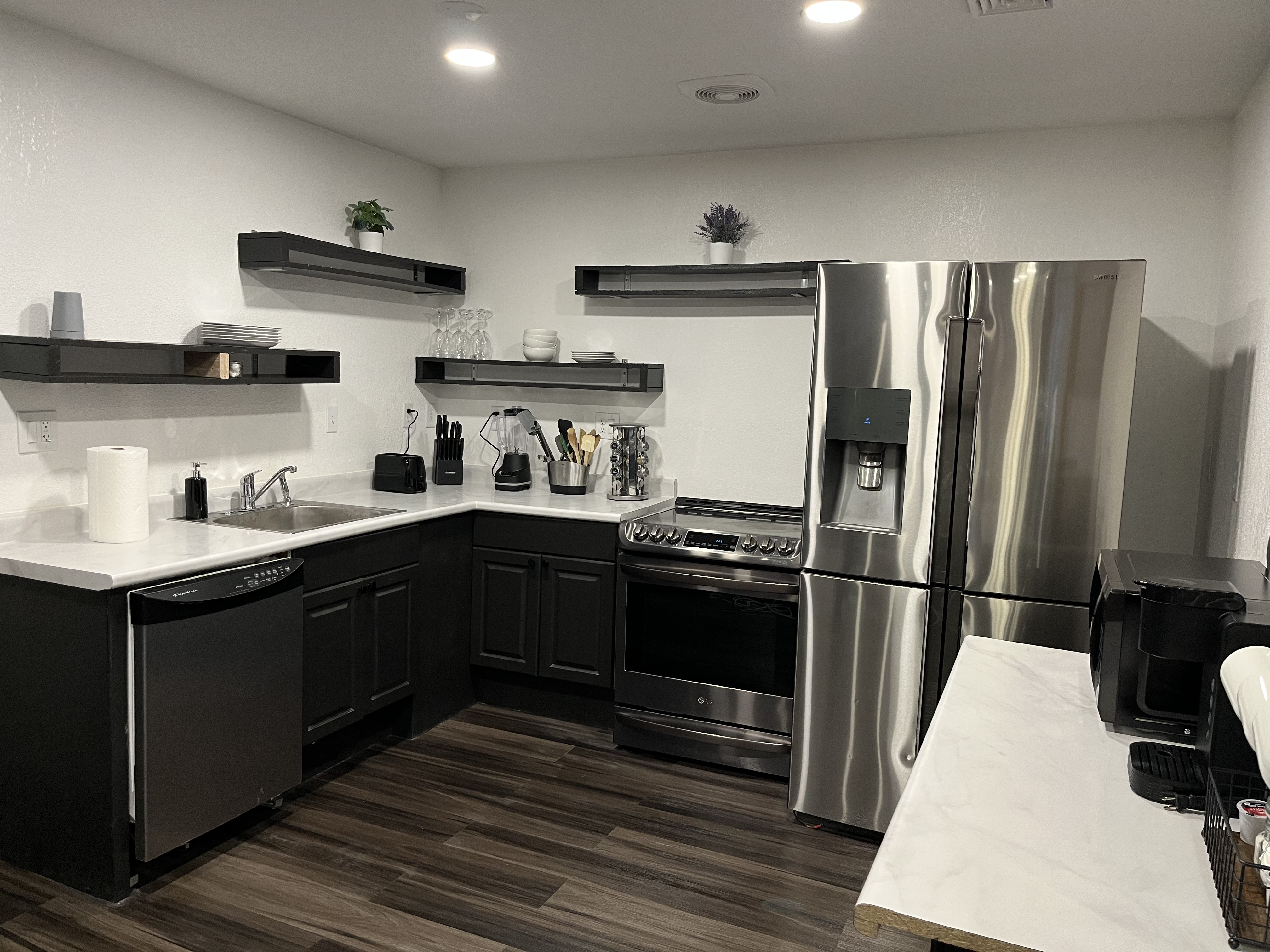 Fun! Modern Efficiency Apartment - Photo 1