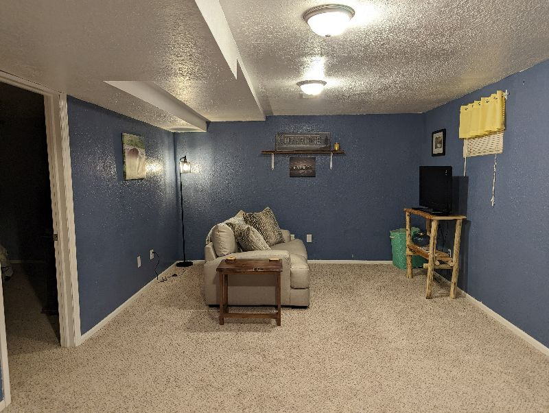 Quiet Basement apartment style living - Photo 11