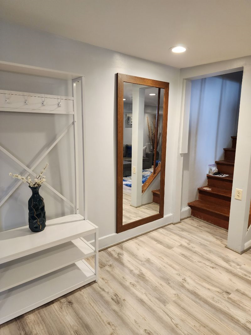 Welcome to a beautifully remodeled English Basement - Photo 3