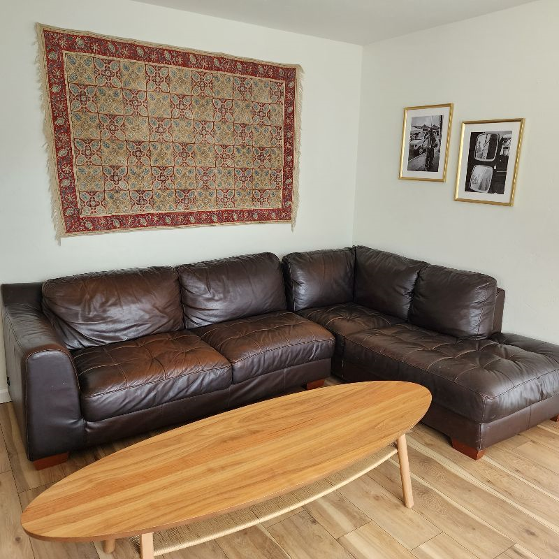 3.5 Blocks From The Beach Fully Furnished Two Bedroom Unit - Photo 5