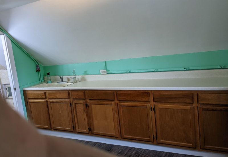 Available Immediately - Fully Furnished Apartment - no room sharing - Photo 3