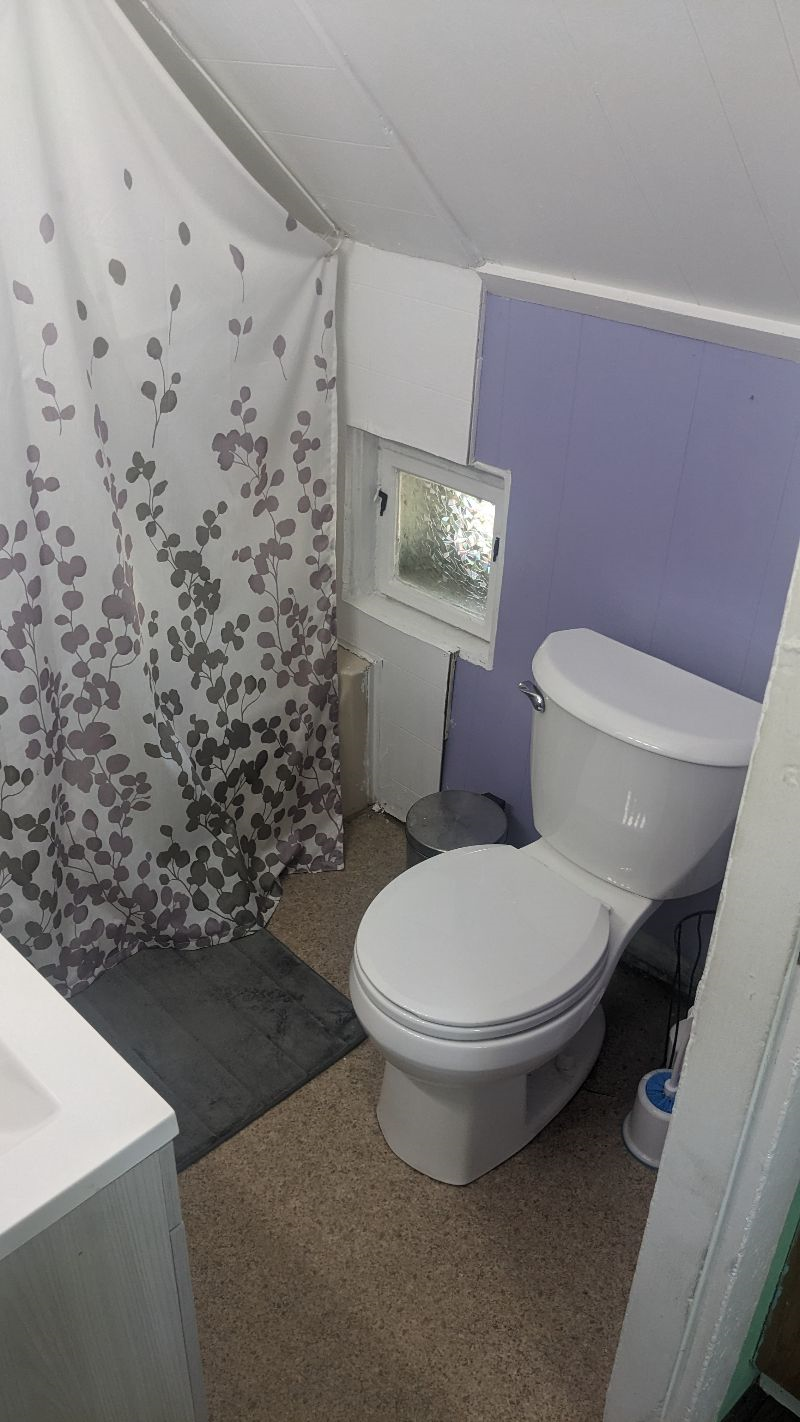 Available Immediately - Fully Furnished Apartment - no room sharing - Photo 5
