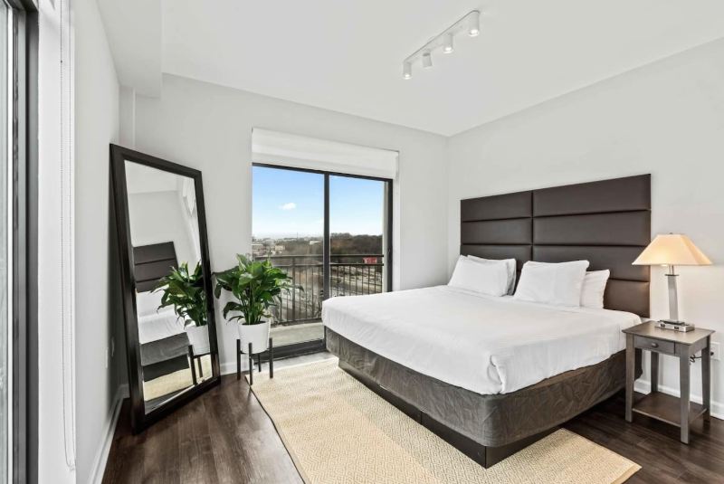 2BR Buckhead Apartment