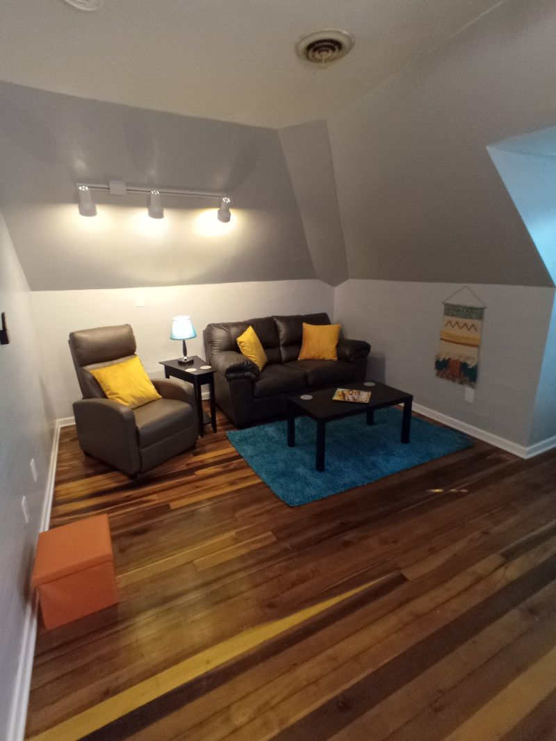 Welcome to The Loft - Photo 4
