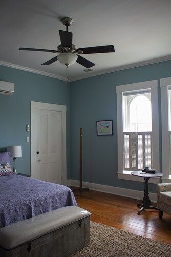 Artistic Lodging - Photo 2