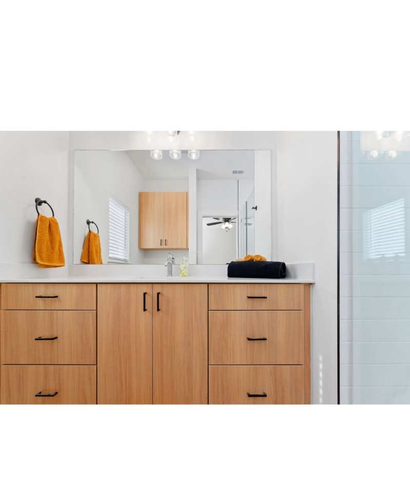 Unbeatable Modern Luxury in the LBK - Photo 5
