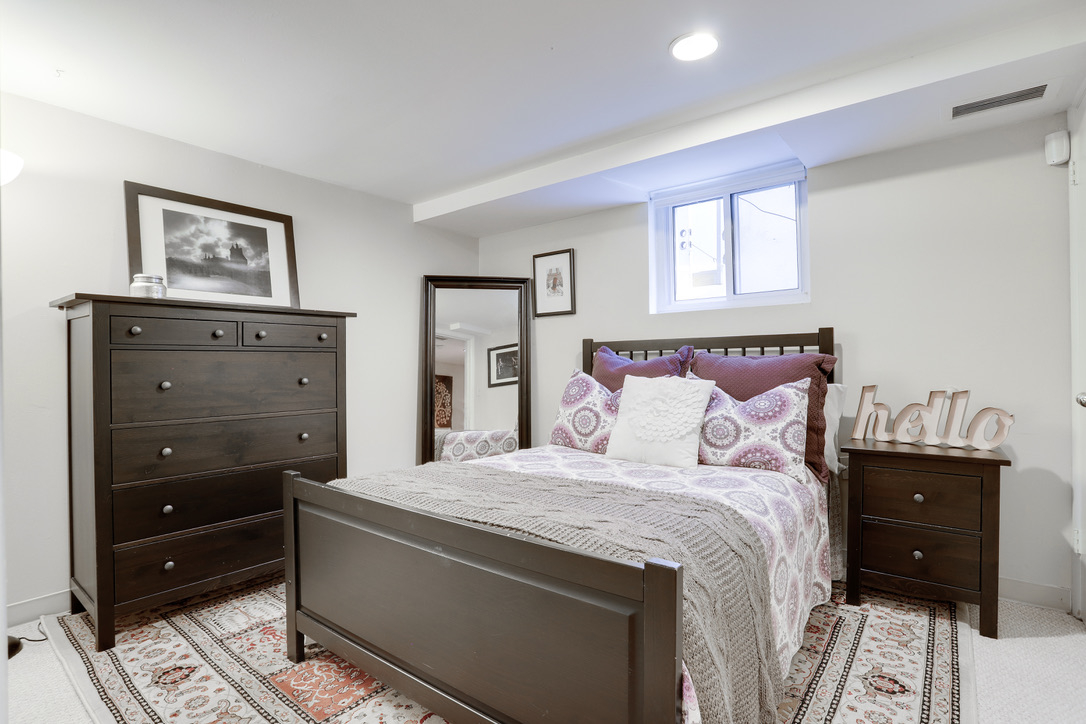 Beautiful Spacious Apartment in the heart of DC - Photo 3