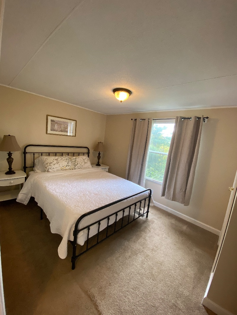 Entire 3 bedroom country home - Photo 3