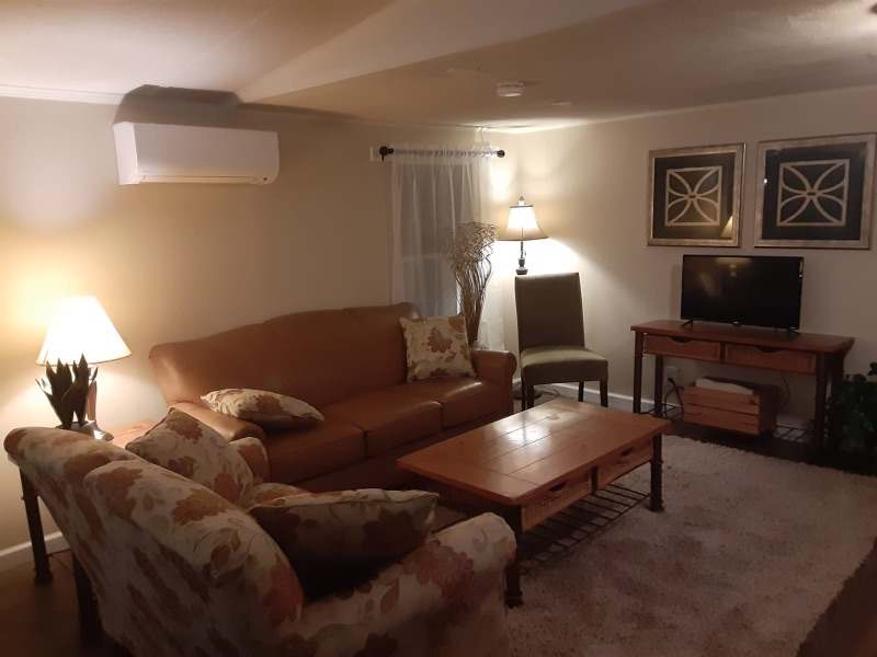 Entire 3 bedroom country home - Photo 10