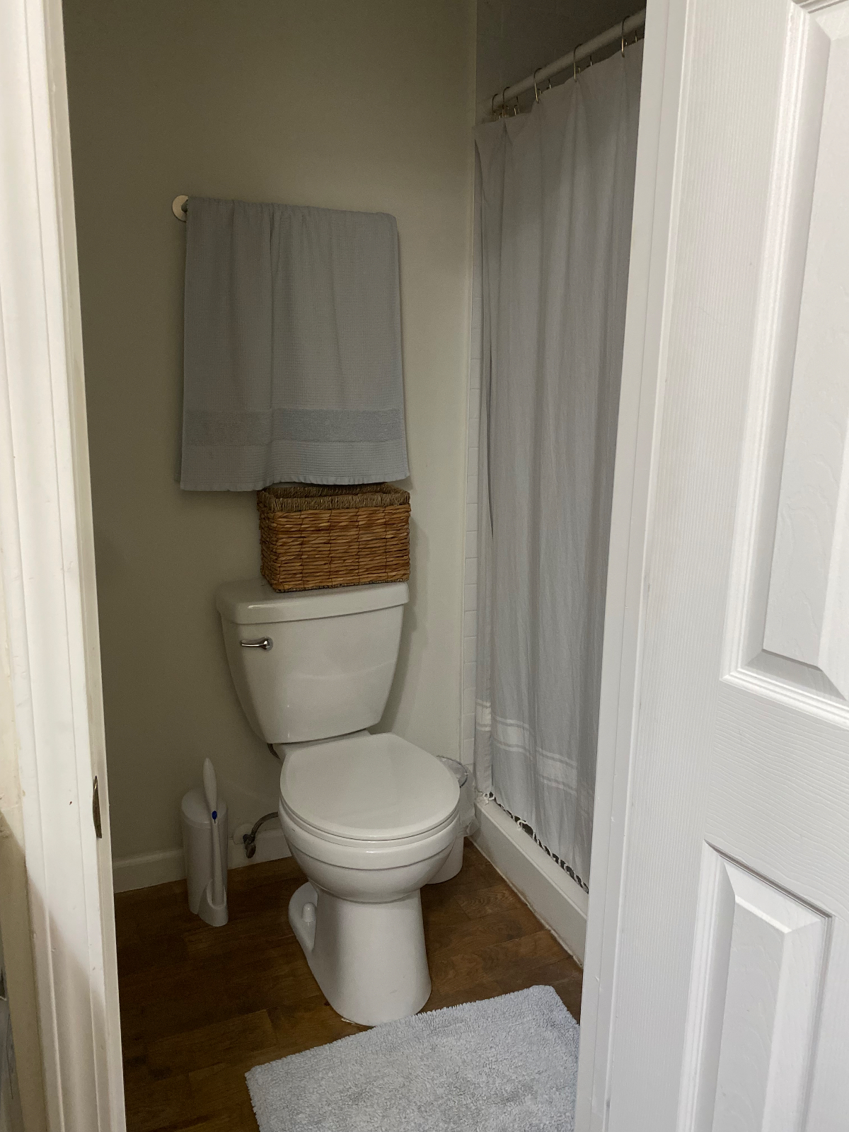 Private Tiny Home - Photo 10