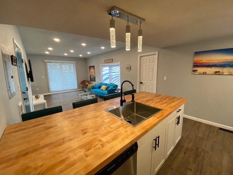 Modern 2bd 2ba Newly Renovated Apt! - Photo 6