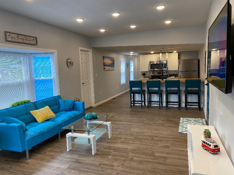 Modern 2bd 2ba Newly Renovated Apt! - Photo 2