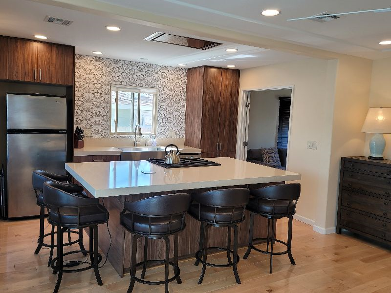 Upgraded Cozy House - Photo 4