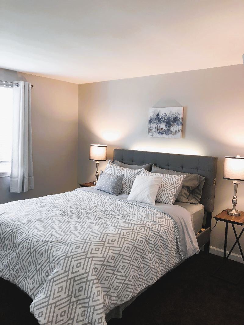 Amazing 2 Bedroom / Apt 9 - Photo 6