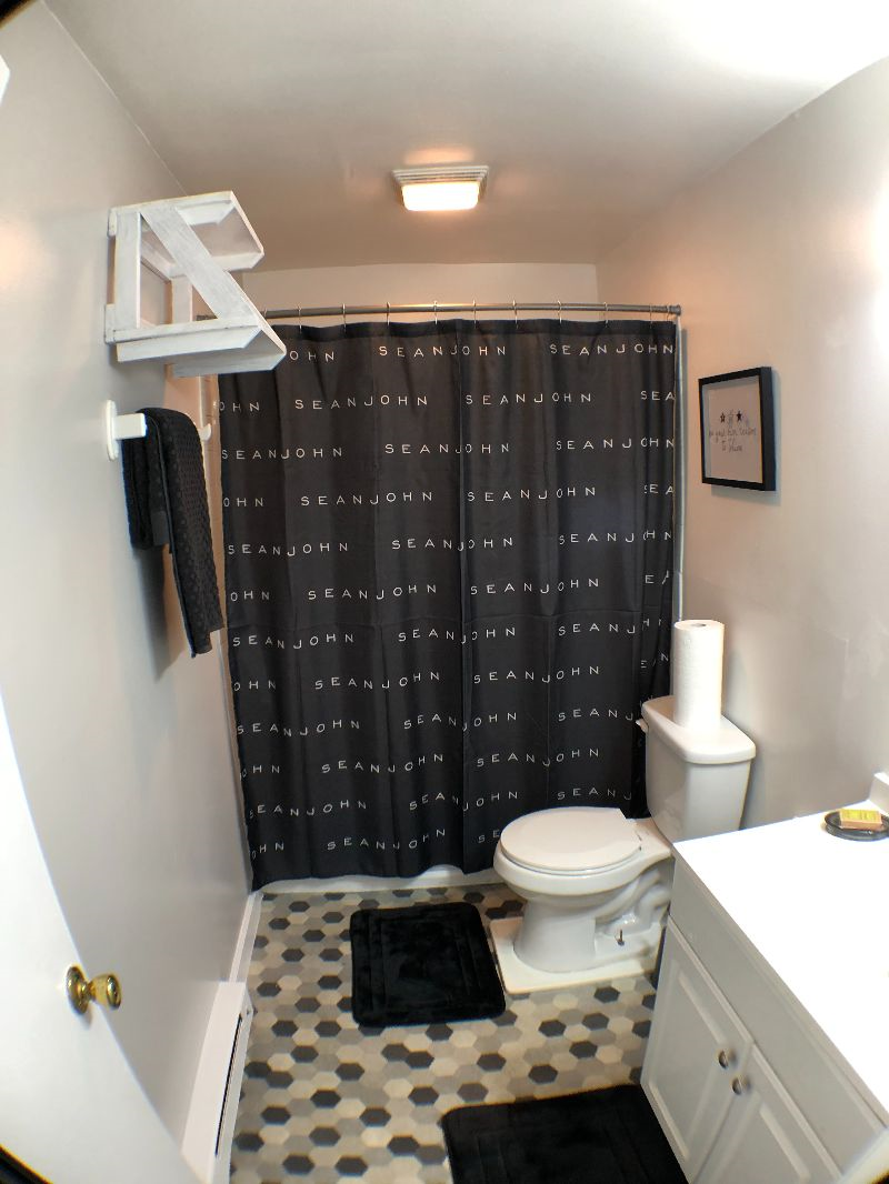 Amazing 2 Bedroom / Apt 9 - Photo 11