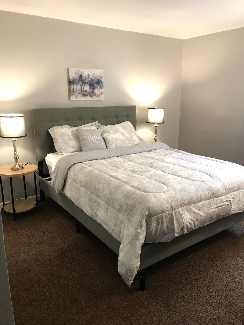 Amazing 2 Bedroom / Apt 9 - Photo 9