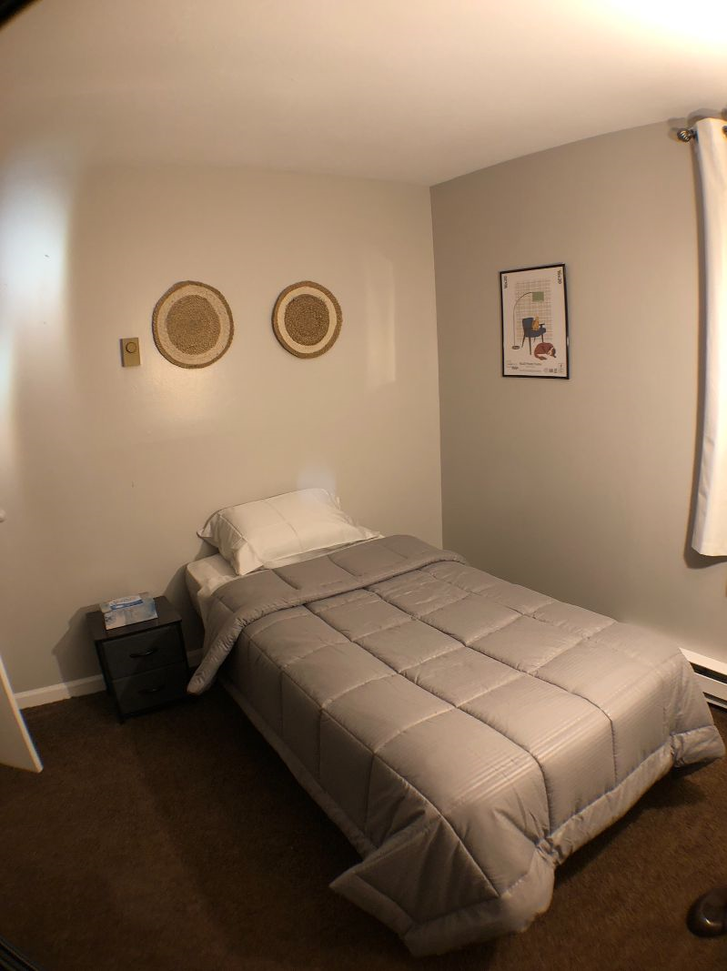 Amazing 2 Bedroom / Apt 9 - Photo 12