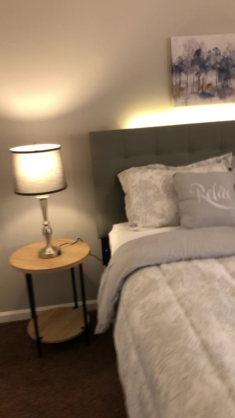 Amazing 2 Bedroom / Apt 9 - Photo 8