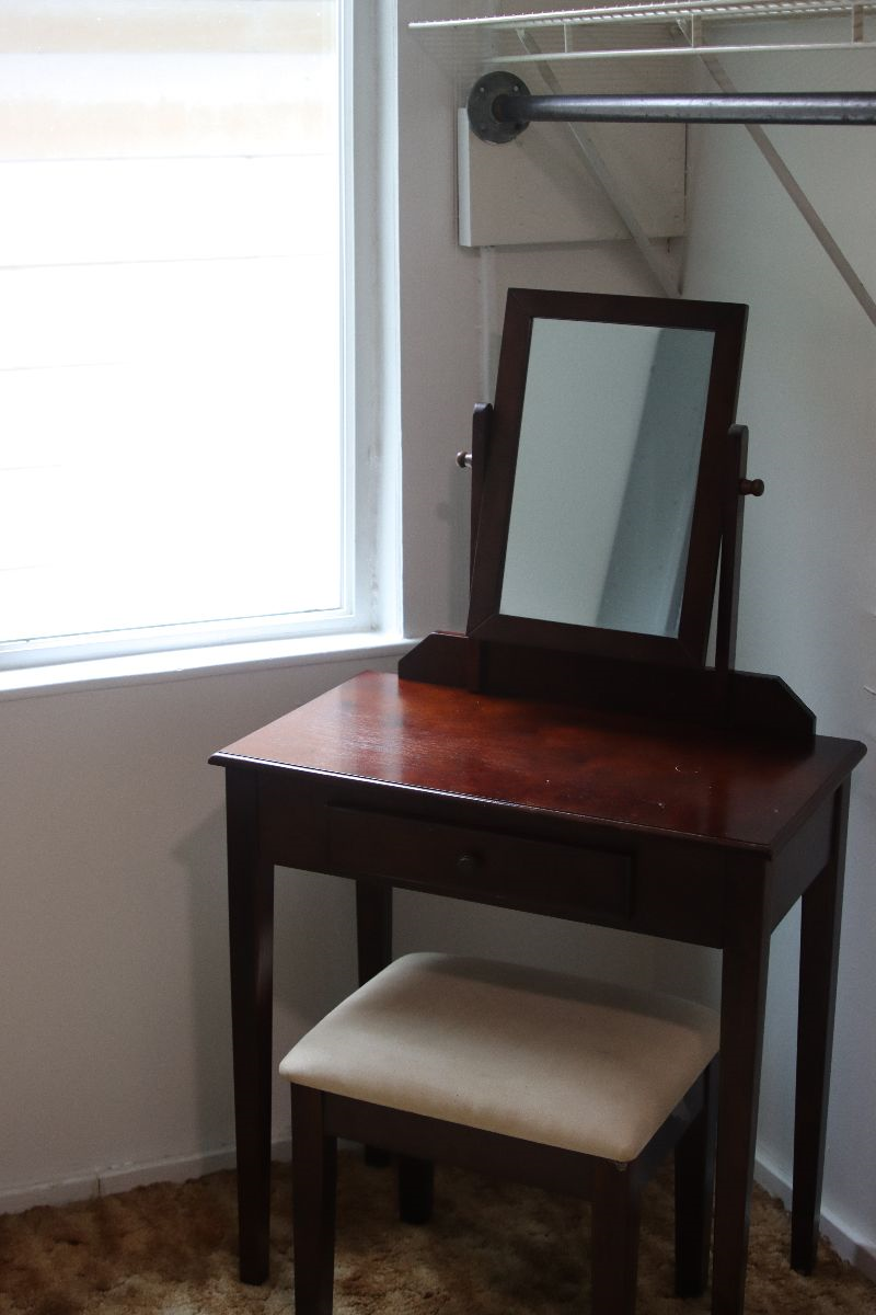 Cozy Nook 2 near hospitals & Franciscan University - Photo 11