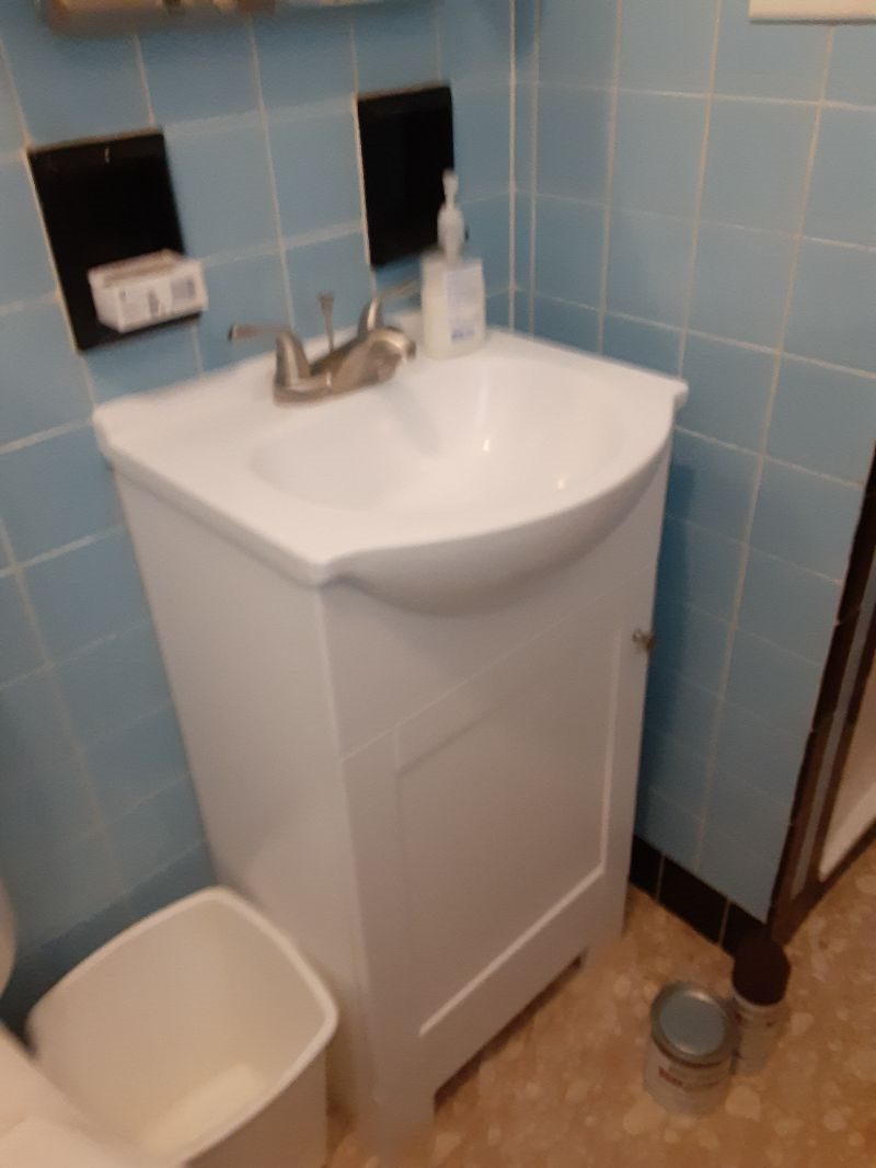 Safe, comfy, quiet one bedroom home - Photo 8