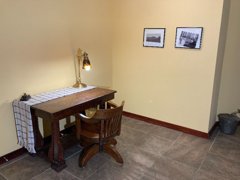 COMFORTABLE / QUIET / SAFE / 1 BEDROOM APARTMENT/ FULLY FURNISHED - Photo 10