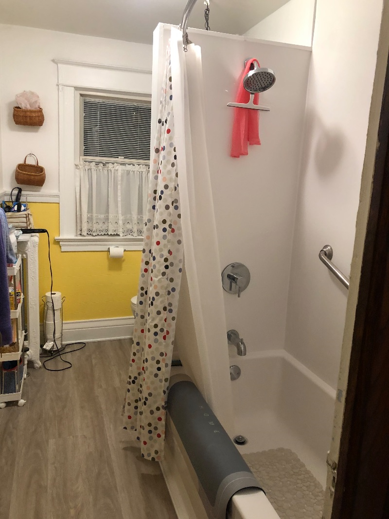 Cozy home in college community - Photo 3
