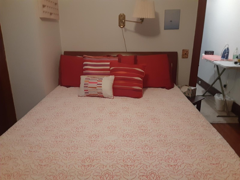 Cozy home in college community - Photo 6