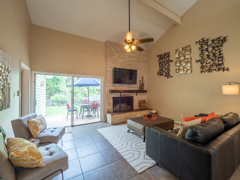 Remodeled Duplex House  A - Photo 9
