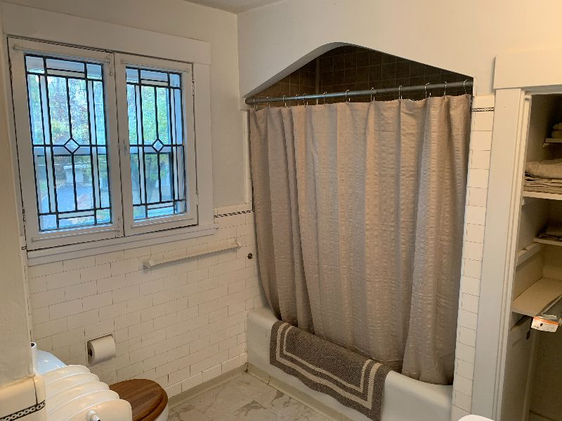 large one bedroom in quiet neighborhood with garage-796 - Photo 6