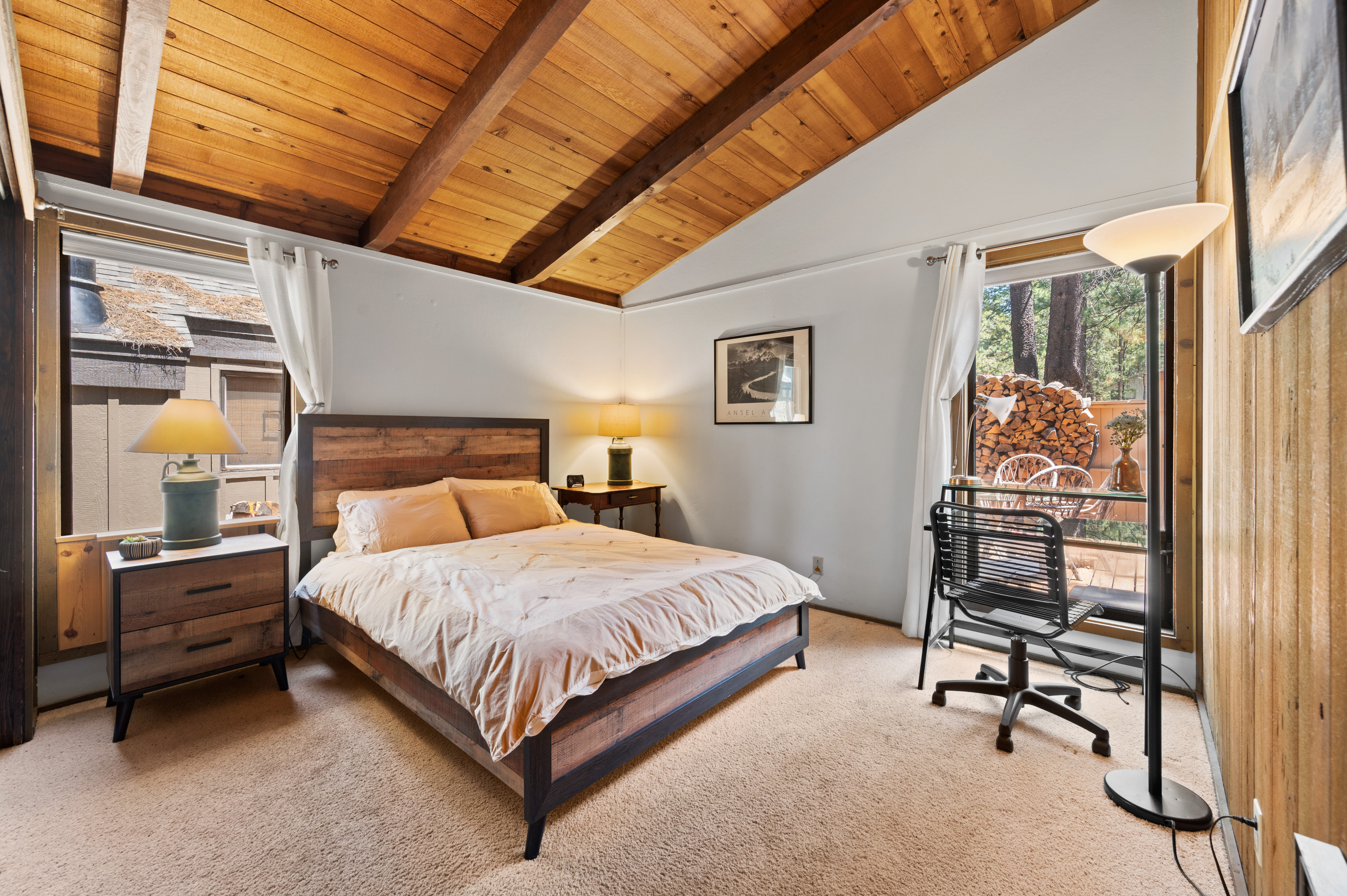 Beautiful Sunriver Cabin 2 Bedroom 2 Bath Walking distance to the Village - Photo 5