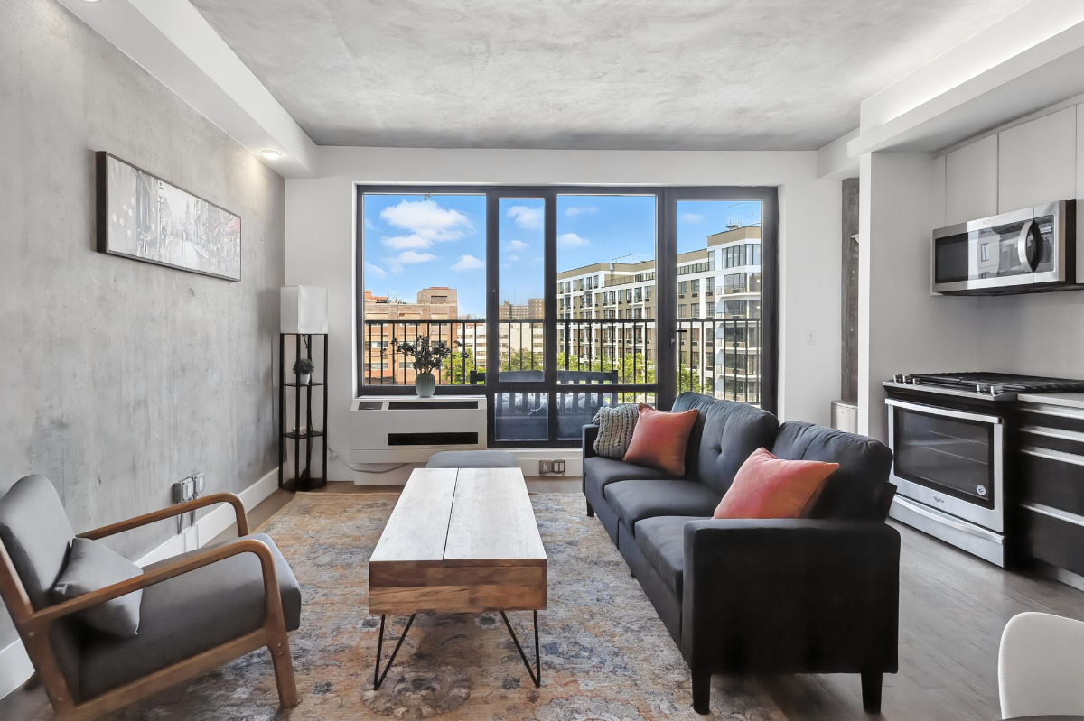 1 bedroom condo in Luxury Loft Building - Photo 5