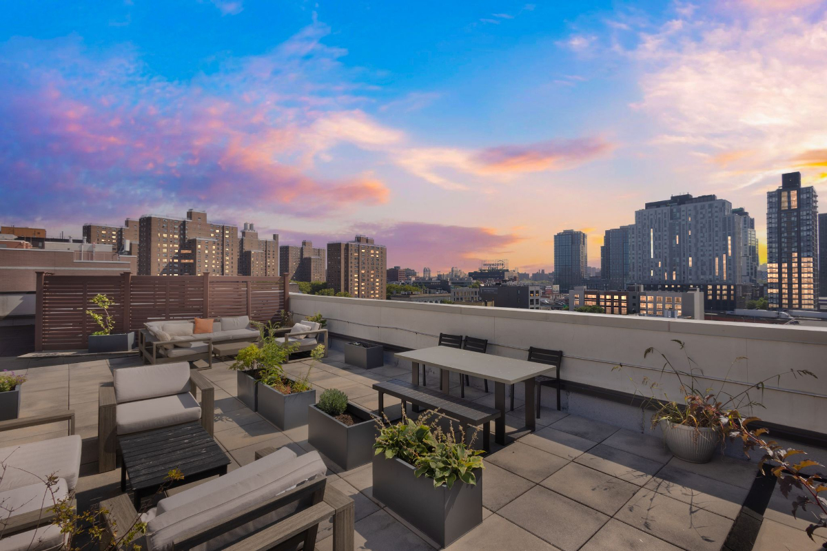 1 bedroom condo in Luxury Loft Building - Photo 8