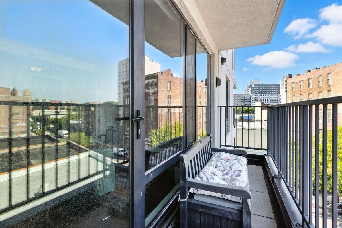 1 bedroom condo in Luxury Loft Building - Photo 9