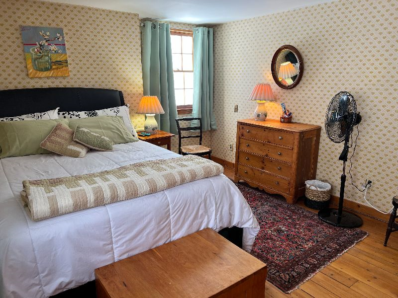 Charming Quiet Country Getaway - immediate availability - Photo 9