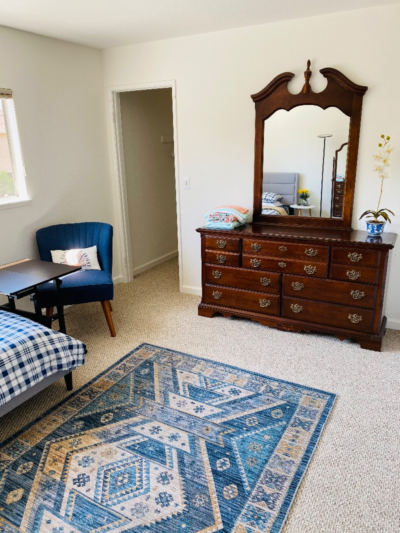 Room 1 Medium - Photo 4