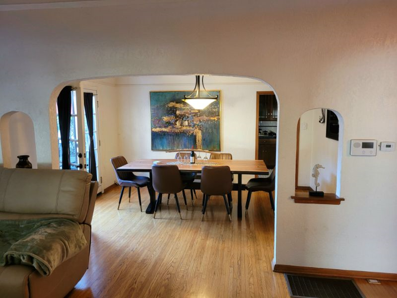 Cool 1920s Spanish House - Photo 5