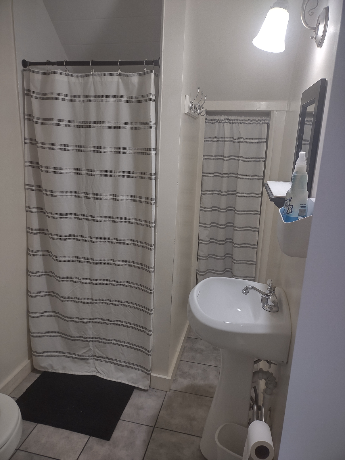 Carriage House apartment for rent - Photo 10