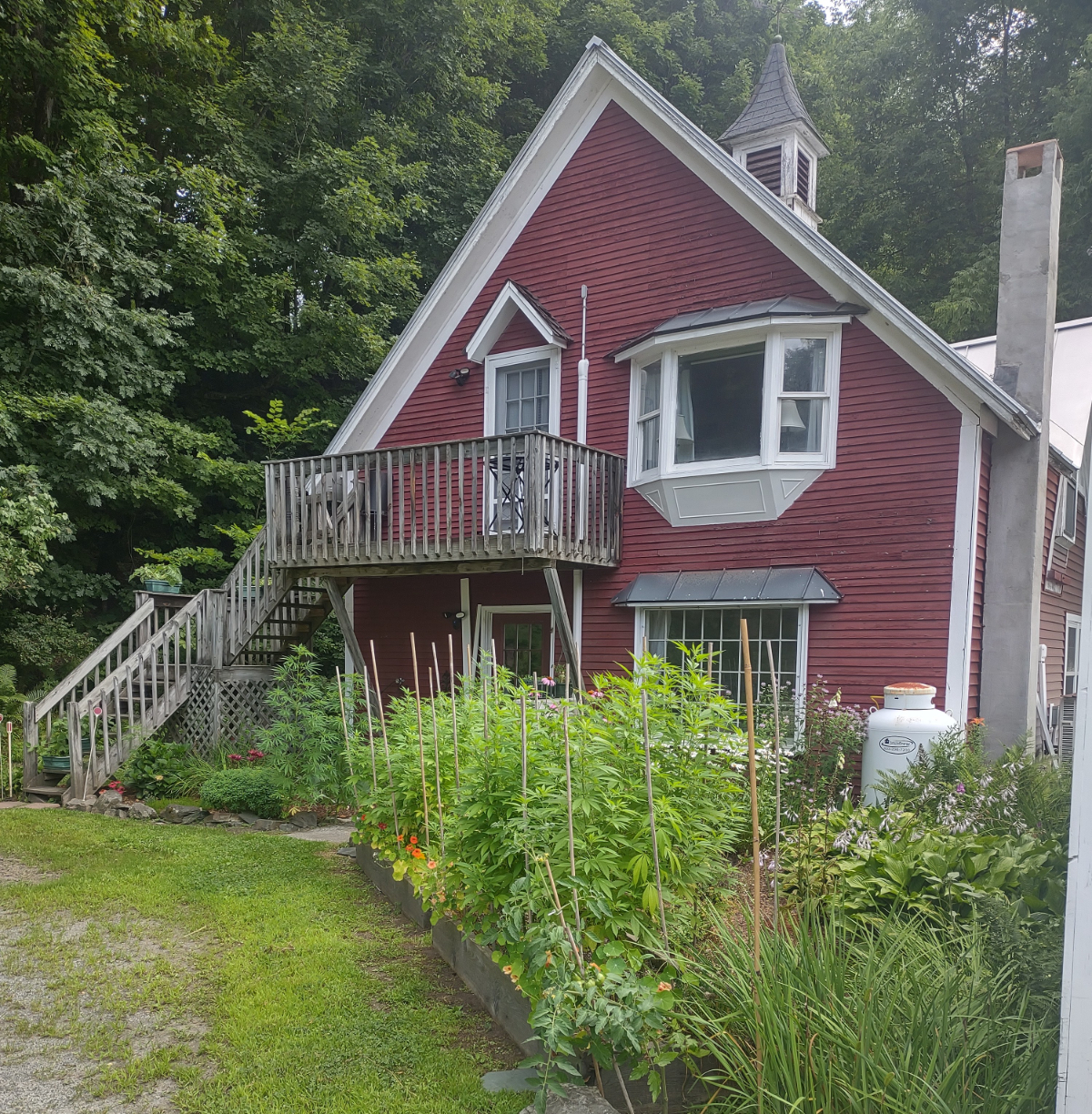 Carriage House apartment for rent - Photo 2