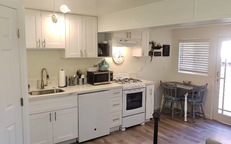 Private, ALL-NEW bohemian studio in the heart of San Diego - Photo 5