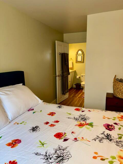 Cozy 1 Bedroom Apartment Close to Hospital - Photo 4
