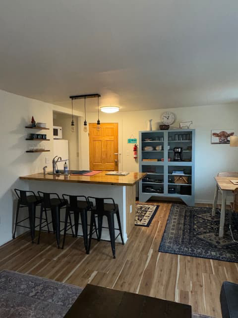 Cozy  1 Bedroom Apartment Close to Hospital - Photo 9