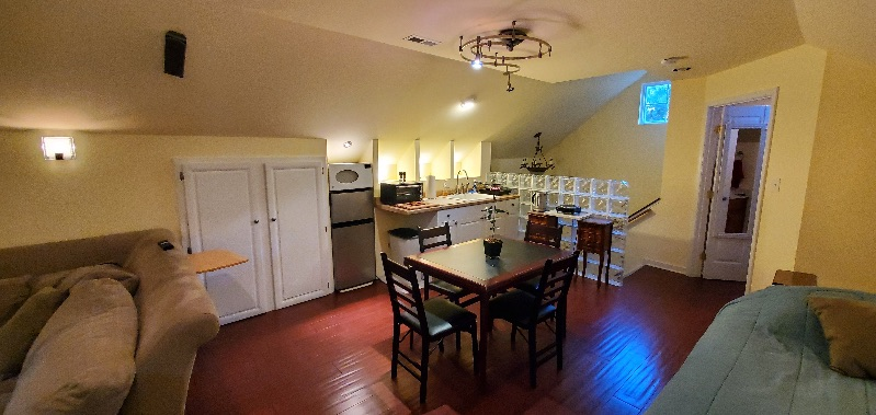 3rd Floor Studio in Suburban Home