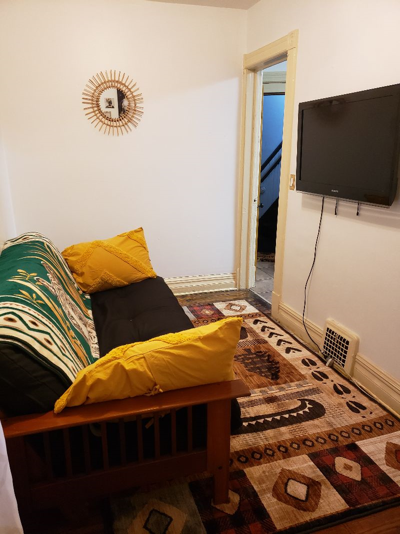 Cuddle up 2 which is located in the city Buffalo/ Medical corridor. - Photo 9