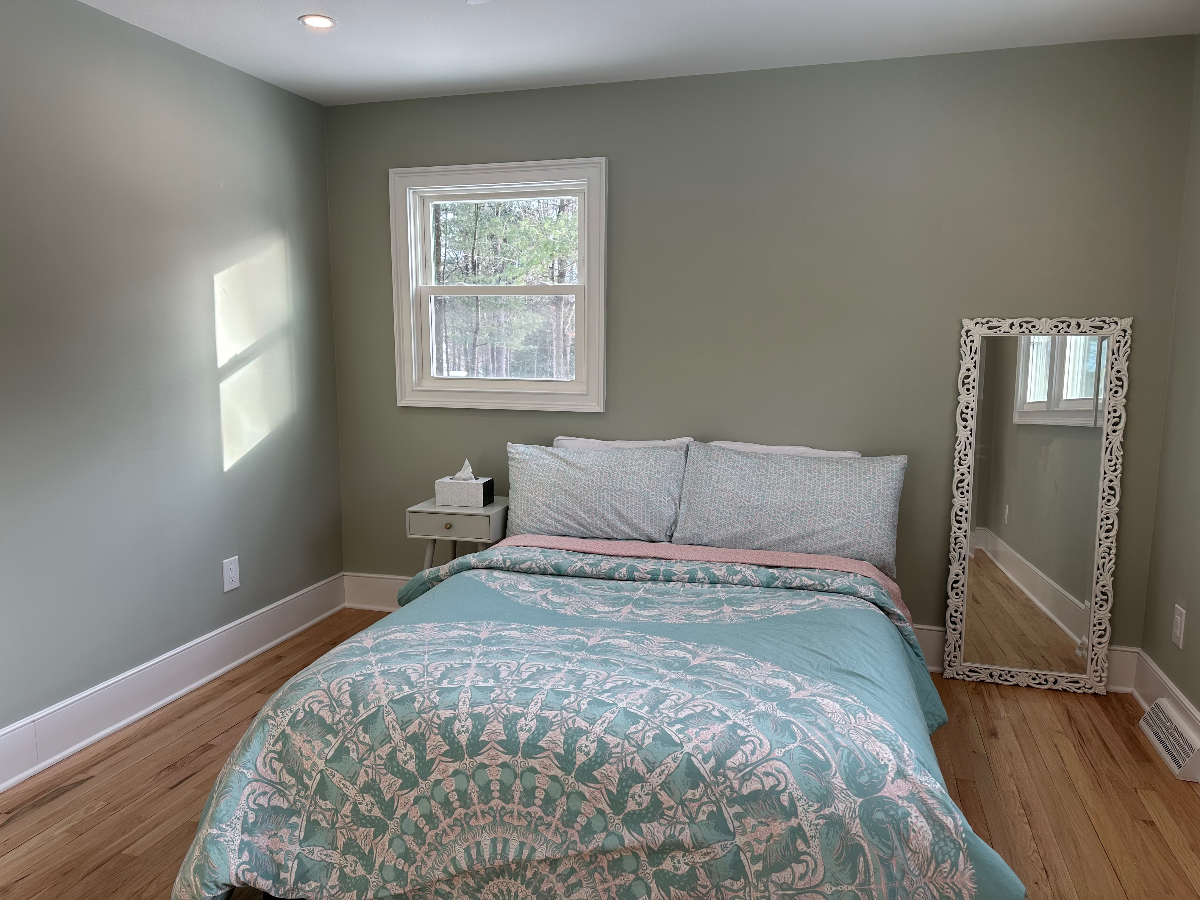 Clean - quiet and professional home share. - Photo 1