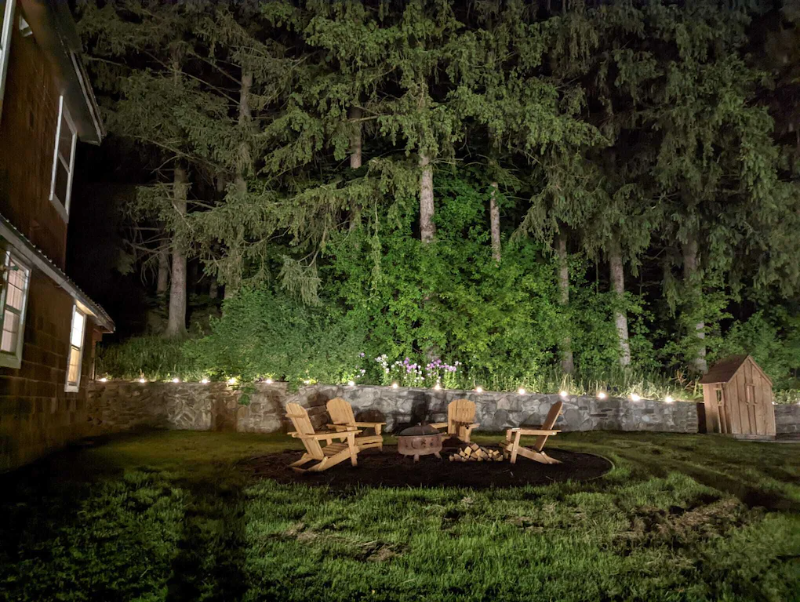 Charming, Pet Friendly, Lake View Home - Photo 3