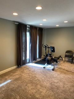 Bedroom/Shared Bathroom in Gated Community - Photo 5