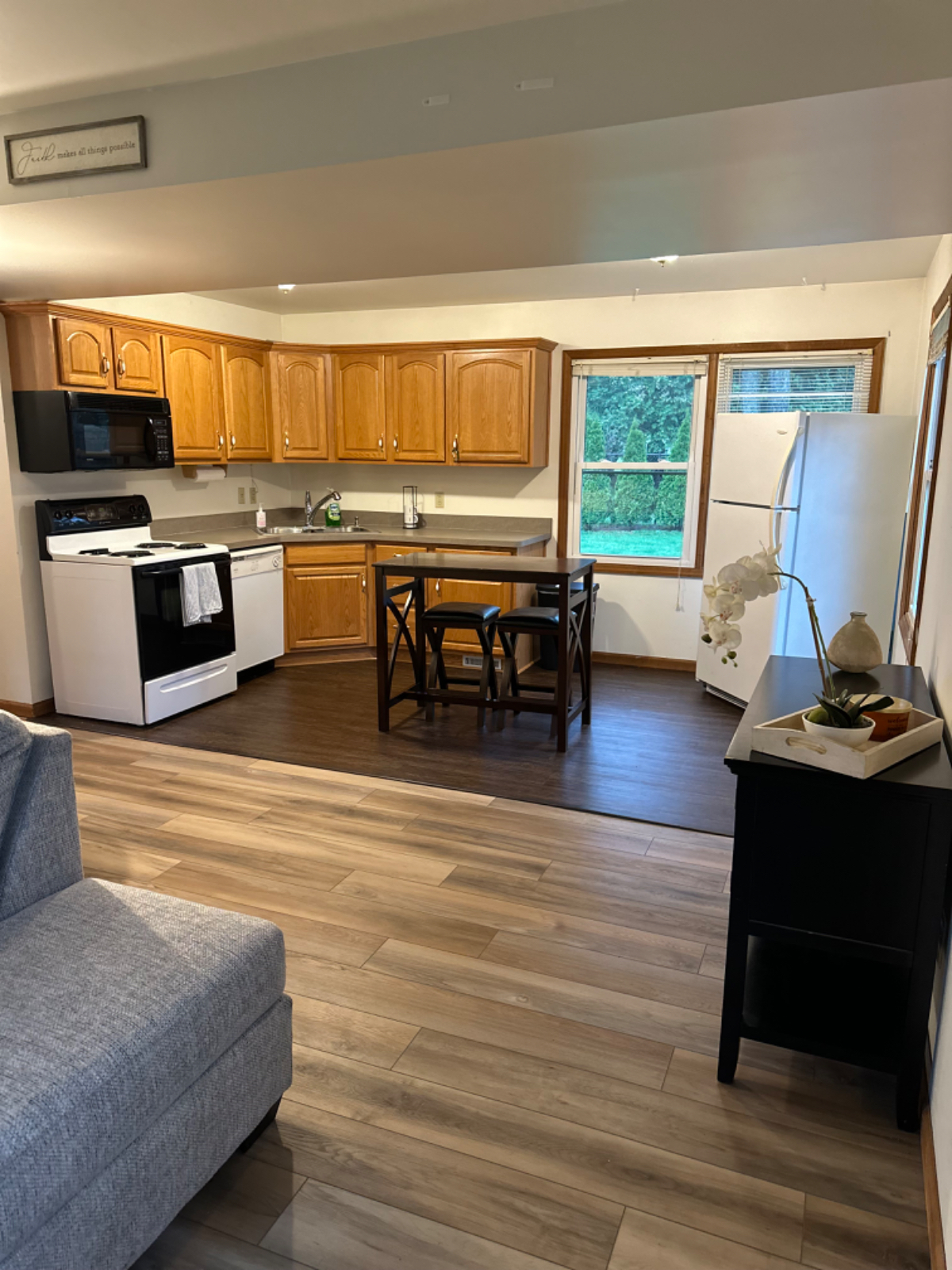 Beautiful 2-bedroom 1 bath home in quiet... - Photo 2
